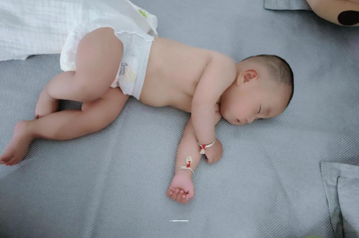 黄南宝宝口水多怎么回事